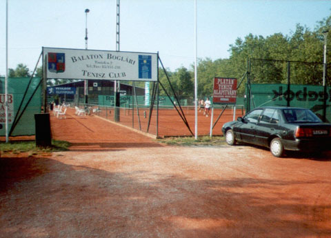 Tennisplatz in Balatonboglár